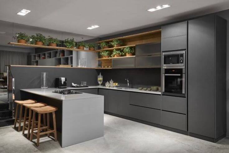 Cozinha planejada moderna preta