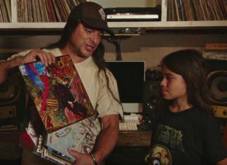 Tye Trujillo z ojcem w odcinku “Music Is History”