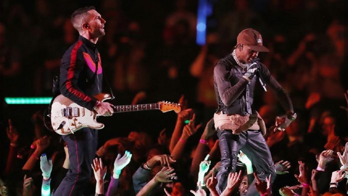 Adam Levine Amerykanie mocno krytykują występ Maroon 5 na tegorocznym Super Bowl
