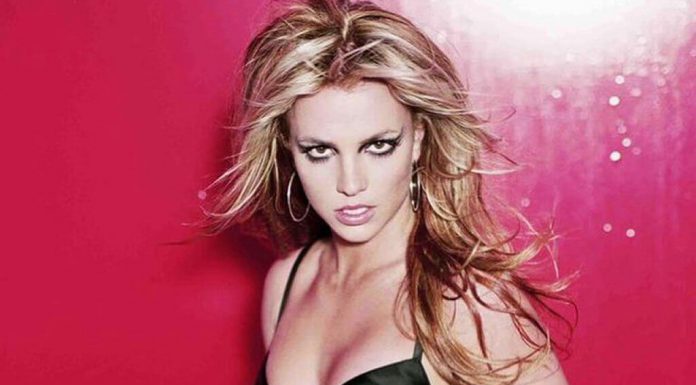 Britney Spears pokazała jak ćwiczy. Jej figura oszałamia! (WIDEO)