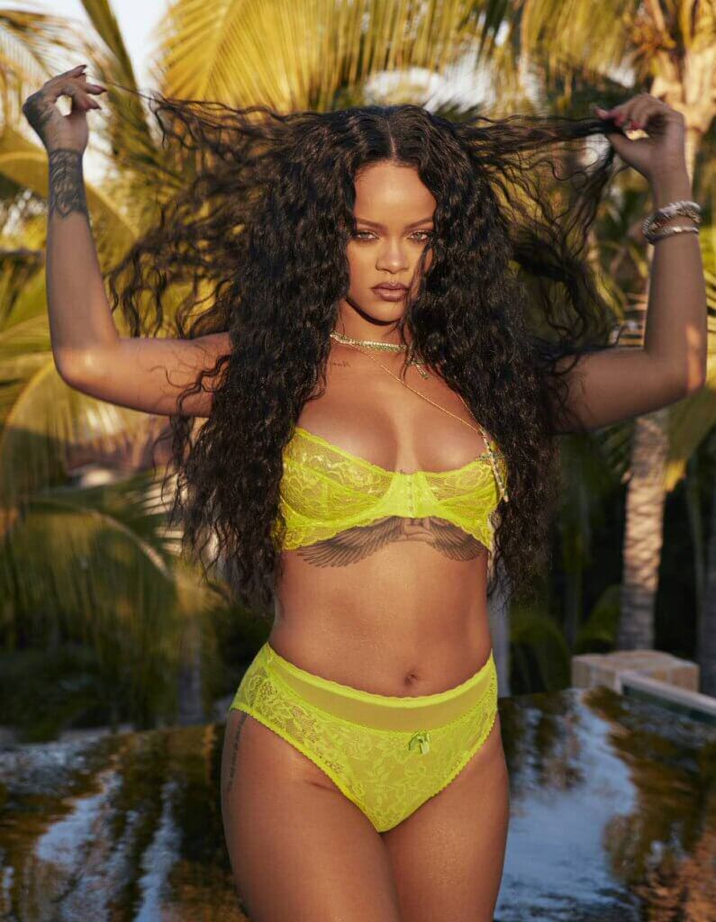 Rihanna chwali się swoją rewelacyjną figurą