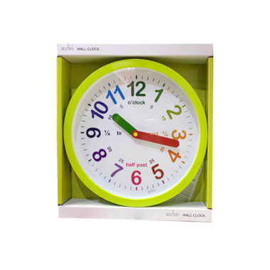 green-color-wall-clock