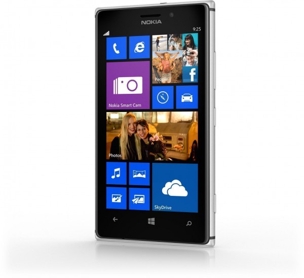 Nokia Lumia 925 Resimleri