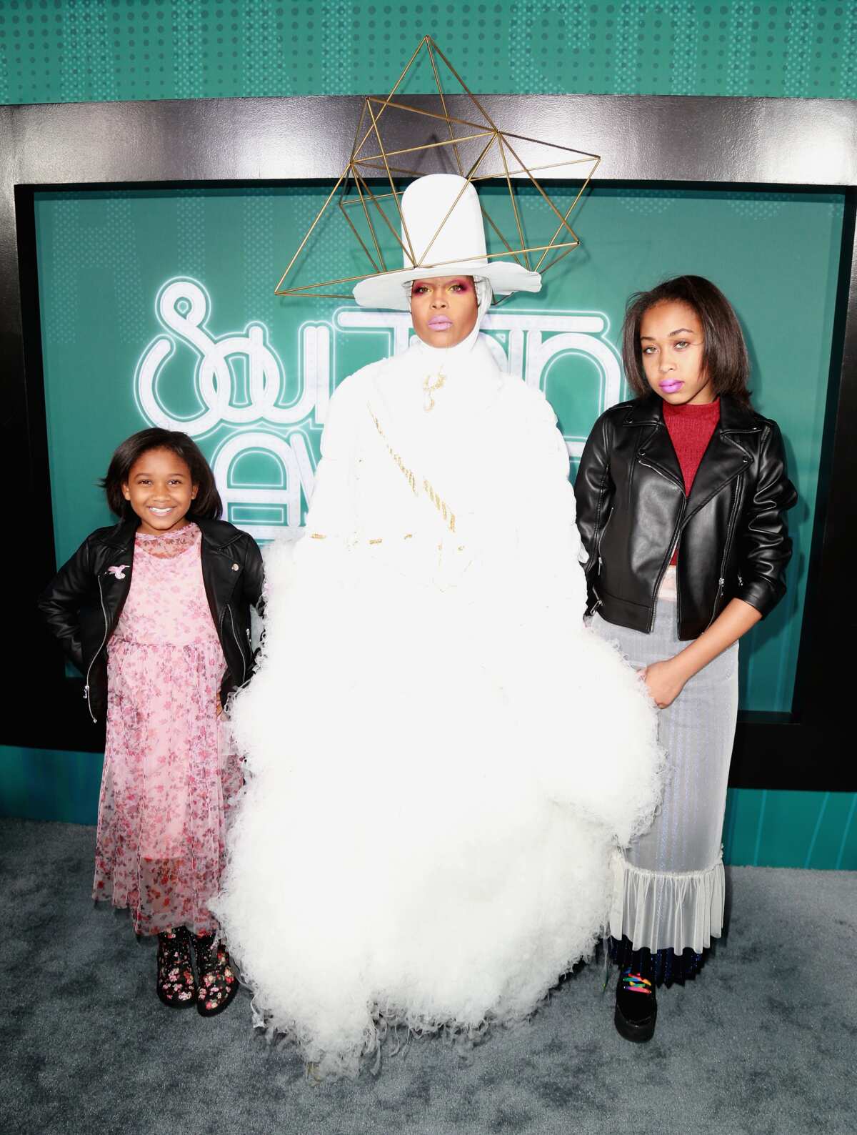 Who are Erykah Badus kids? Meet her children and their dads