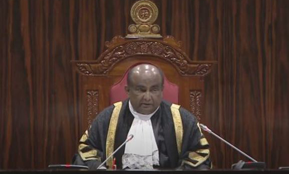 Speaker Mahinda Yapa - කතානායක තීන්දු දෙන්නේ ජොන්ස්ටන් ඔළුව වනන විදිහටද? (VIDEO)