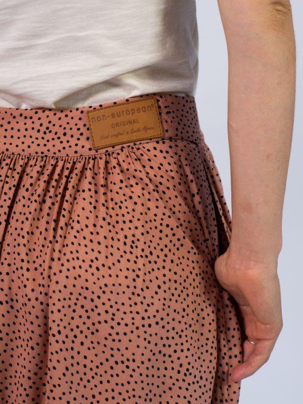 Waistline Mini Skirt - Guinea Ginger - Detail