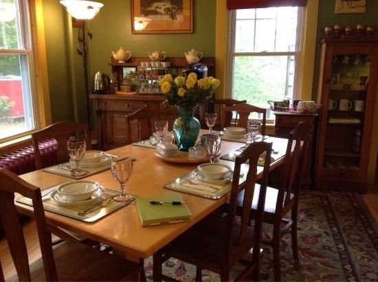 Featured Photo of Partridge 6 Piece Dining Sets
