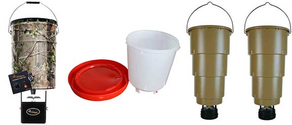 Feeders with Buckets​​​​ and Barrels
