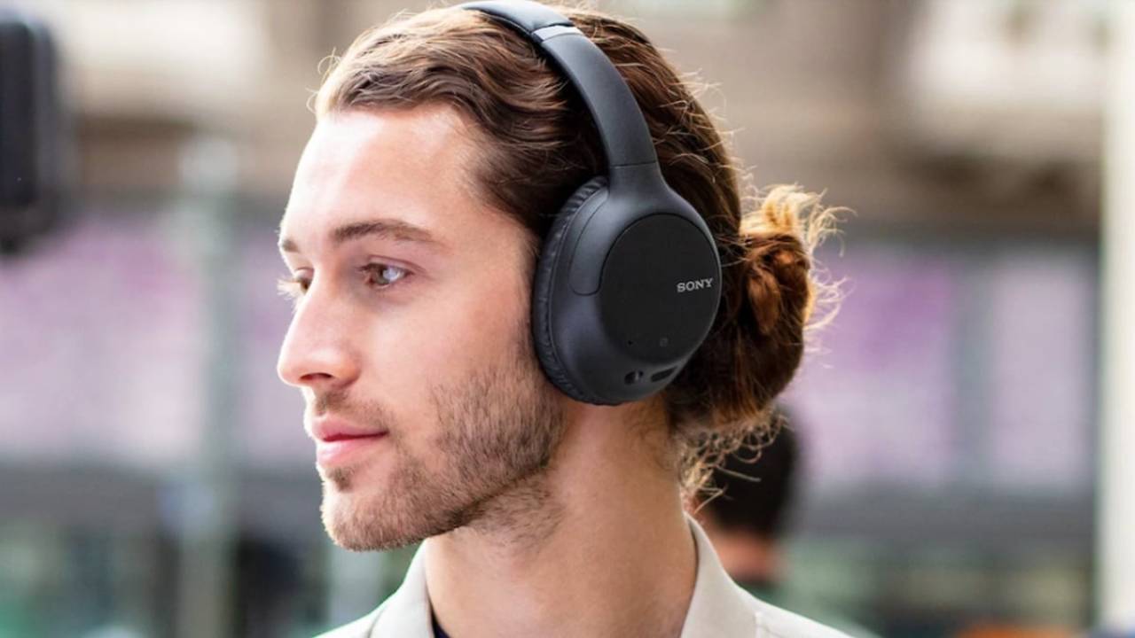 Sony wireless noise canceling headphone