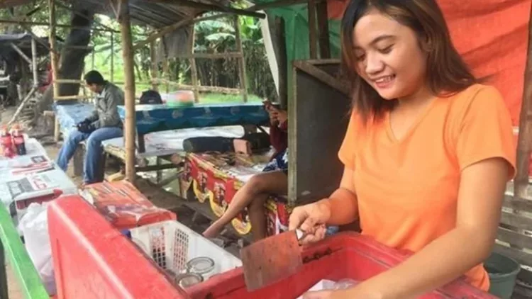 Berita viral terbaru: Viral penjual es tebu cantik