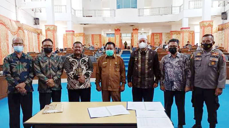 Simpang Empat, Padangkita.com - Dewan Perwakilan Rakyat Daerah (DPRD) Pasaman Barat (Pasbar) melaksanakan Rapat Paripurna.
