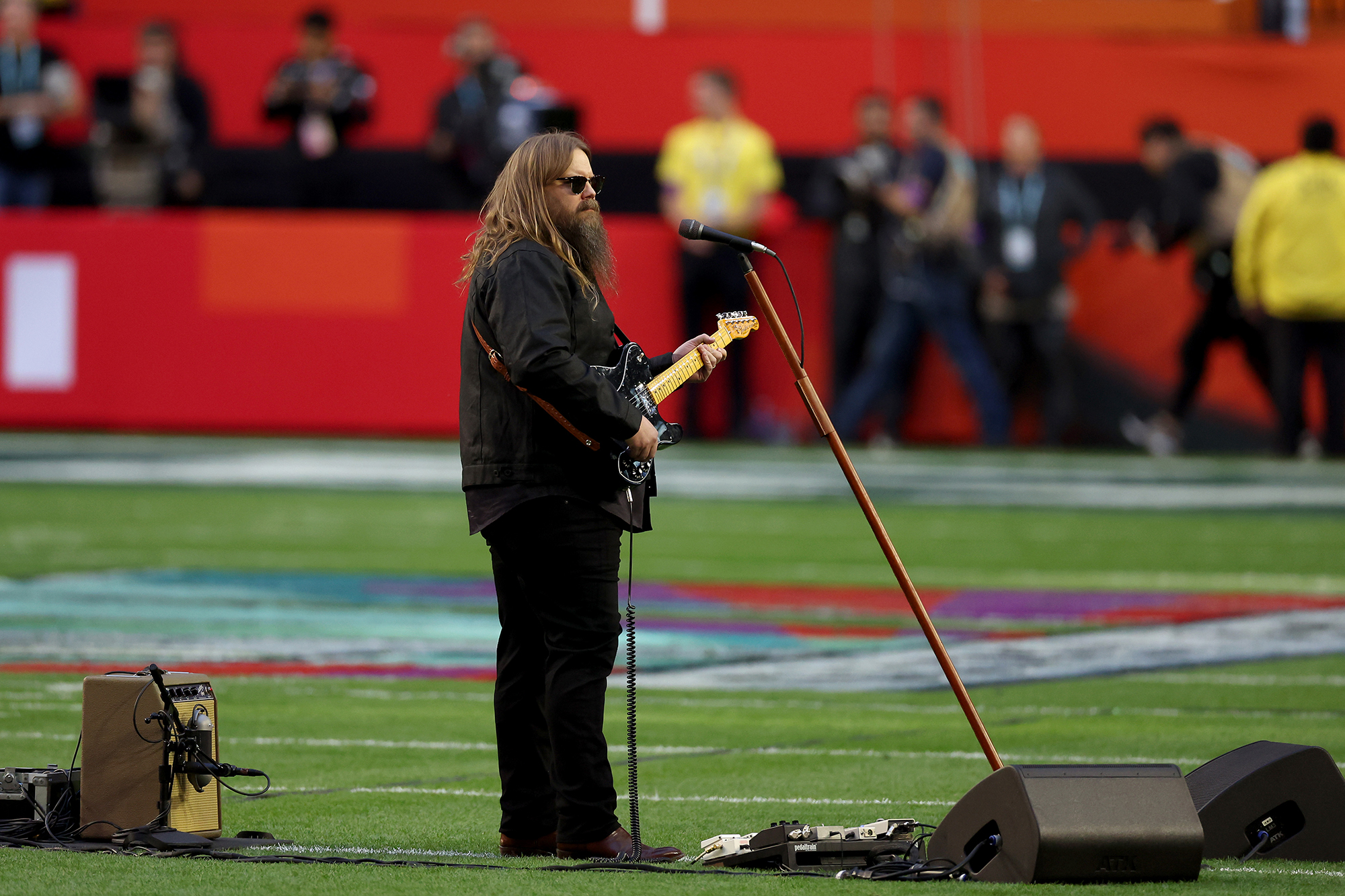Chris Stapleton sings national anthem at Super Bowl 2023