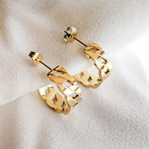 Hollow Exquisite Hoop Earrings (18K Gold Plated, Tarnish Free)