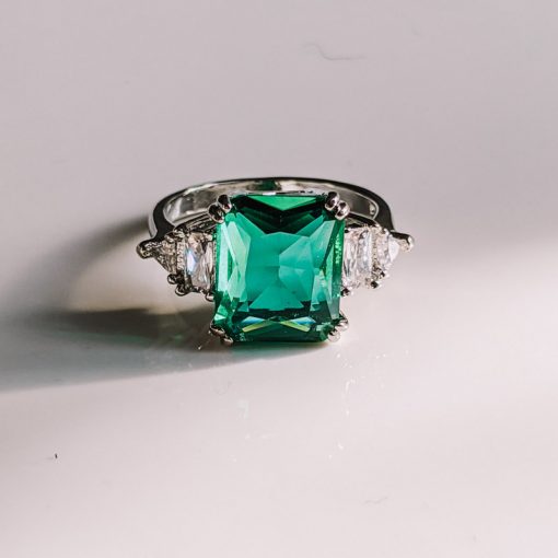 Sterling Silver Green Emerald Crystal Ring