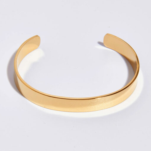 Plain Cuff Bracelet (18K Gold Plated, Tarnish-Free)