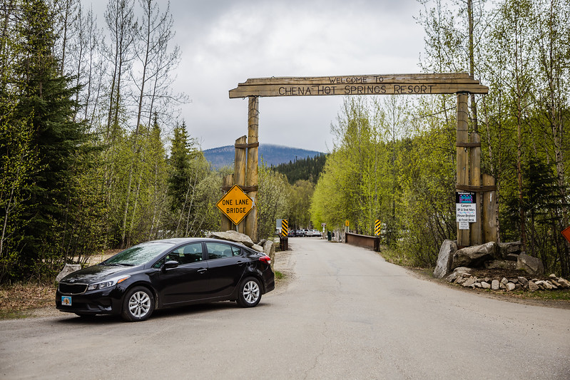How to get to the Chena Hot Springs Resort from Fairbanks Alaska