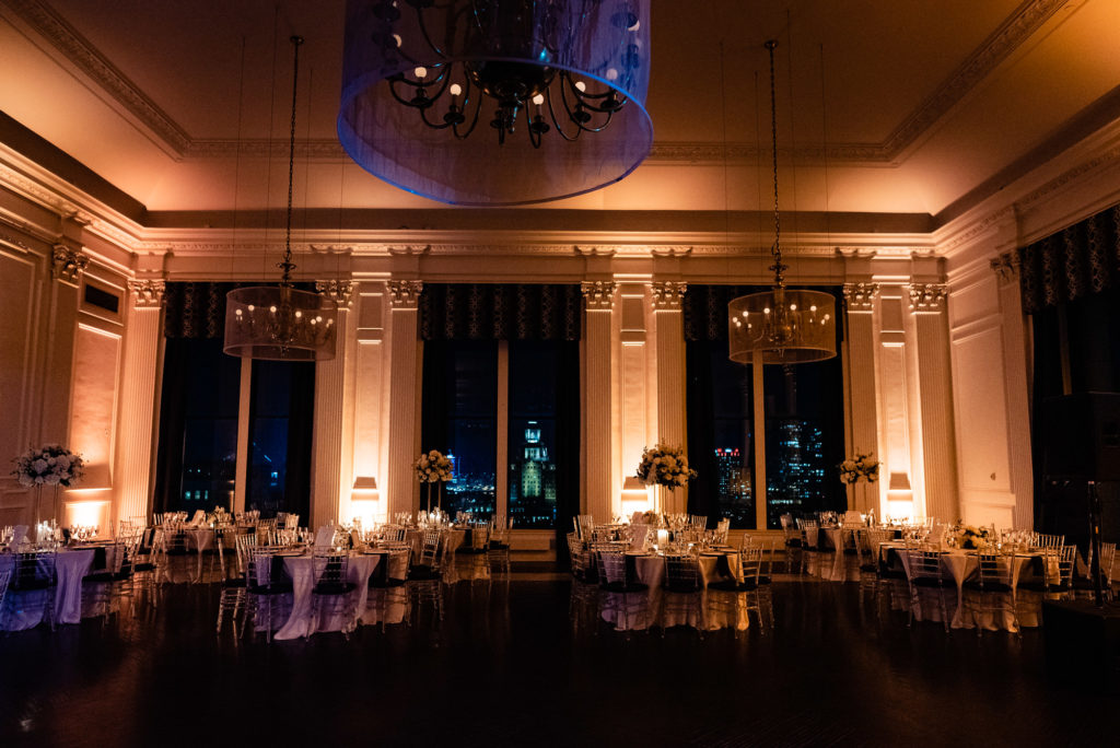long shot of the wedding reception at the Downtown Club by Cescaphe