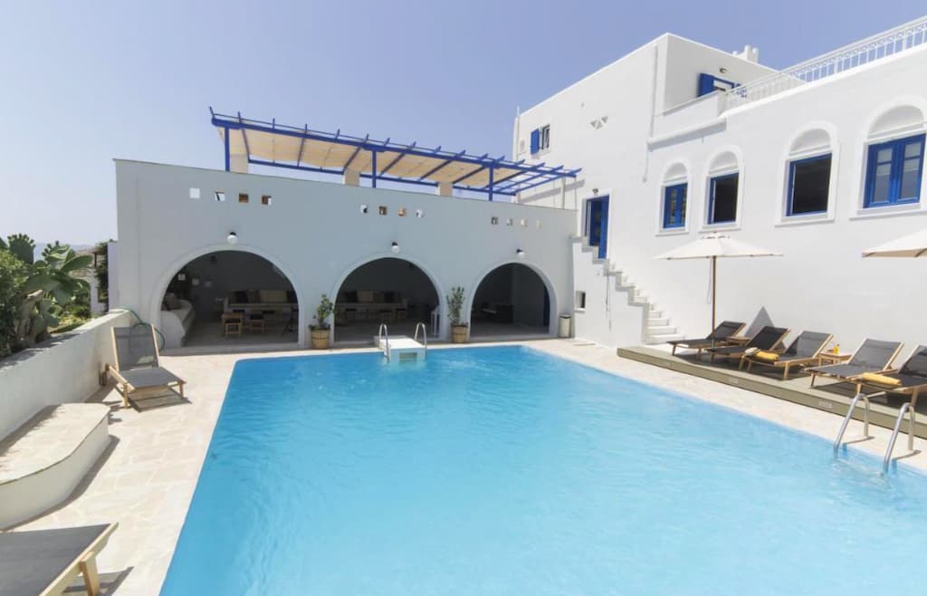 where to stay in naxos