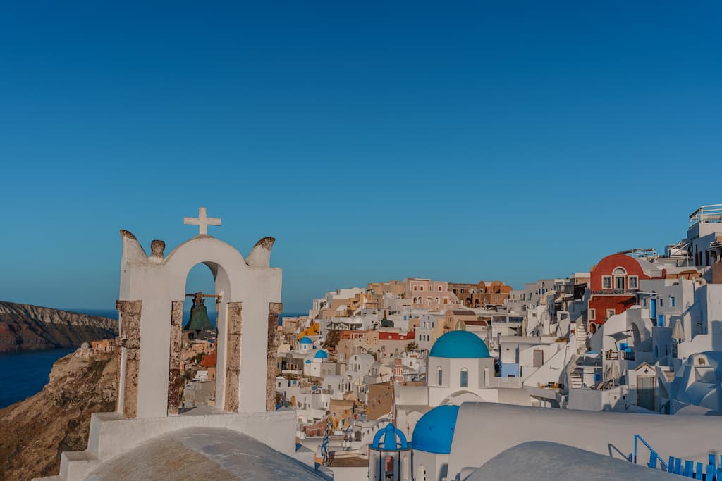 Is There Uber In Santorini: 2024 Tips & Prices