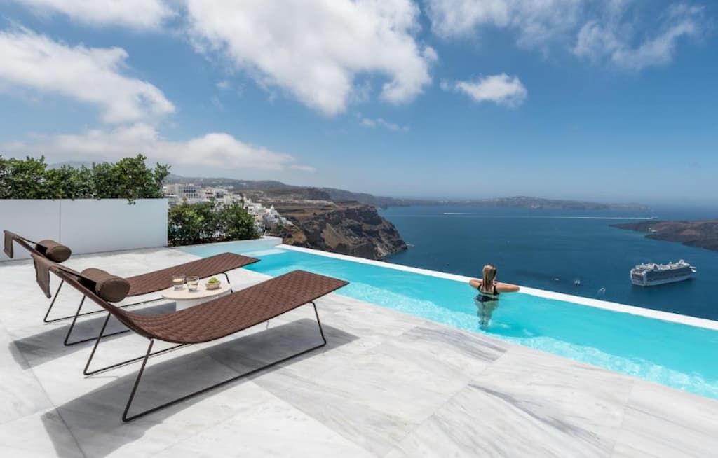 best hotels in Fira Santorini with private pool