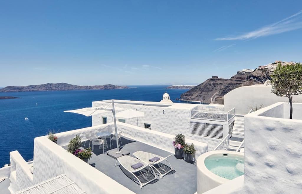 top pick of Fira hotels with Caldera view