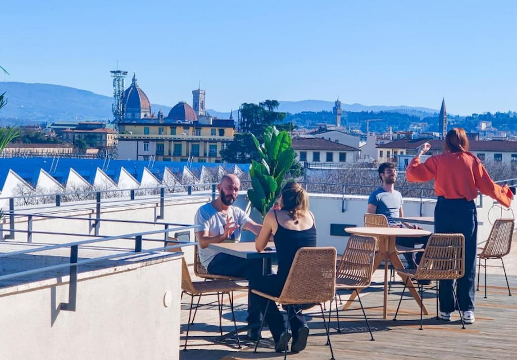 hotel in Florence with rooftop pool