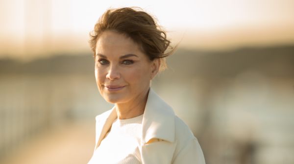 Sigrid Thornton Is Back In Pearl Bay As The Much Missed Tv Series Seachange Returns To Nine