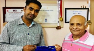 FLAG EXCHANGE WITH PP RTN. BIPIN BOGRA OF RC PINJORE HILLS, INDIA