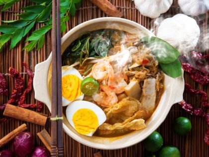 Malaysian Noodle Soup with Prawns, Egg, Spinach
