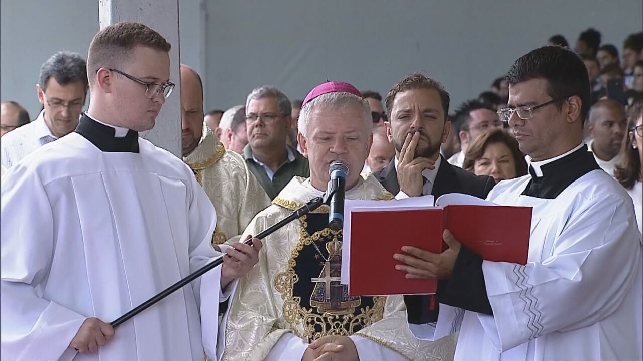 Momento da beatificação do padre Donizetti em Tambaú