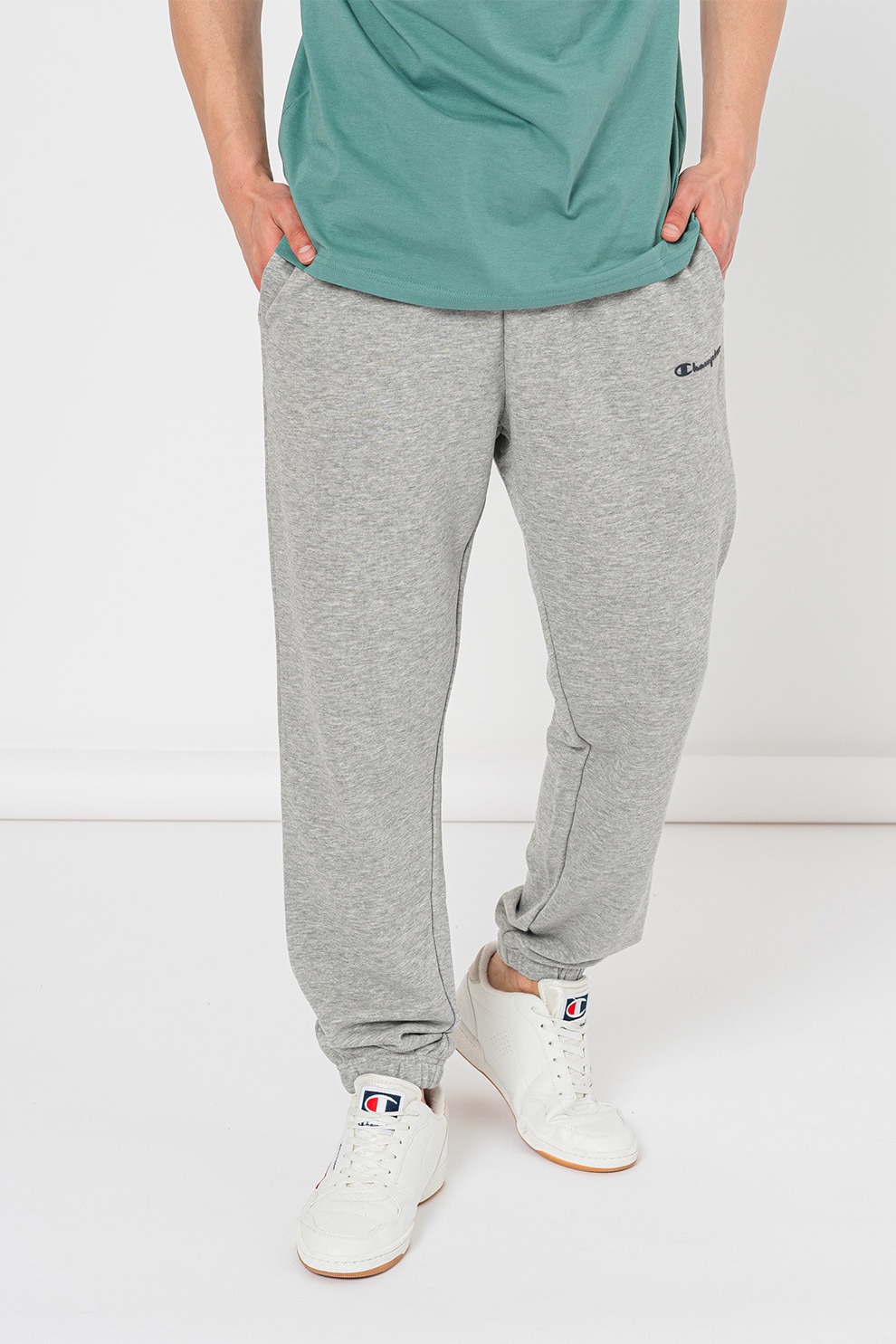 Champion, Pantaloni de trening cu model uni si detaliu logo, Gri melange