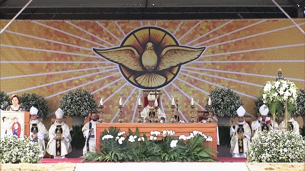 Celebração da beatificação do Padre Donizetti em Tambaú — Foto: Rede Vida