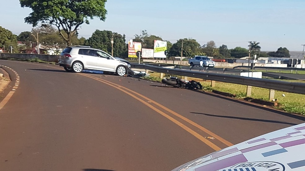 Motorista do carro fugiu após acidente com moto em Jaú — Foto: Tem Coisas Jaú/Divulgação