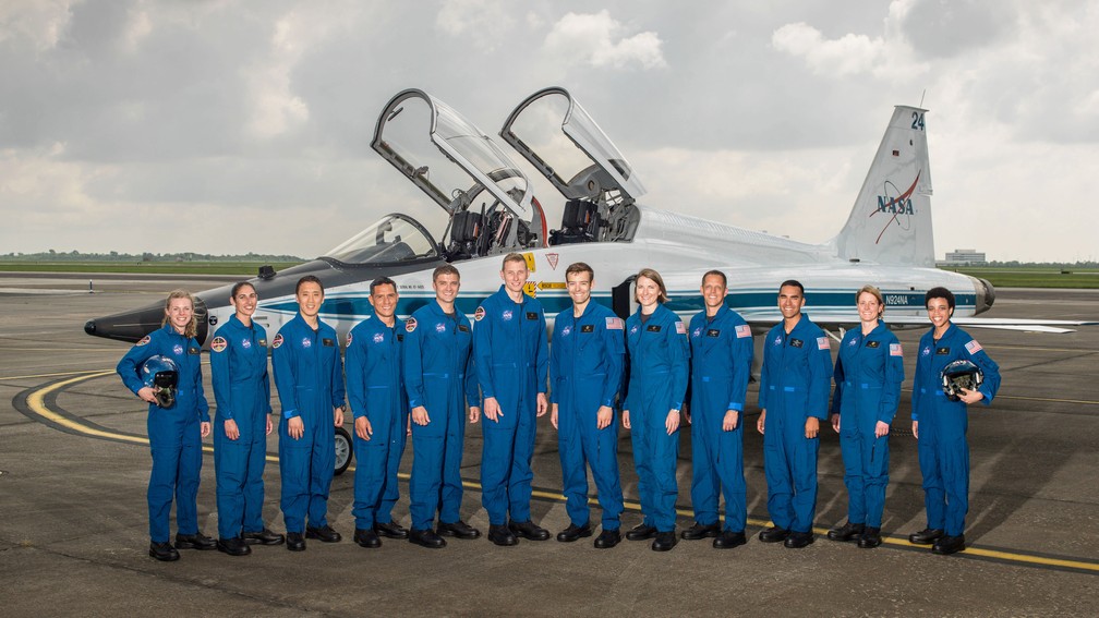 Novos astronautas selecionados pela Nasa para a turma de 2017 (Foto: Robert Markowitz/NASA via AP)