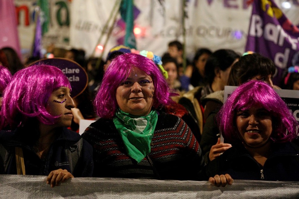 Protesto 'Nem Uma a Menos' reuniu milhares em Buenos Aires, Argentina — Foto: Emiliano Lasalvia/AFP