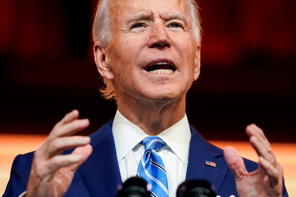 Joe Biden discursa em 25 de novembro como presidente eleito em declaração dada antes do Dia de Ação de Graças — Foto: Joshua Roberts/Reuters