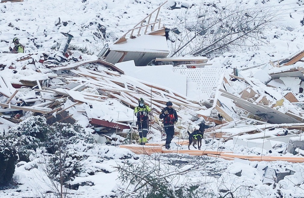 Deslizamento deixa mortos na Noruega — Foto: Reuters