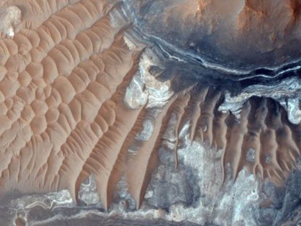A nave Mars Reconnaissance Orbiter fotografa a superfície do planeta durante uma década.  (Foto: NASA/JPL-Caltech/University of Arizona)