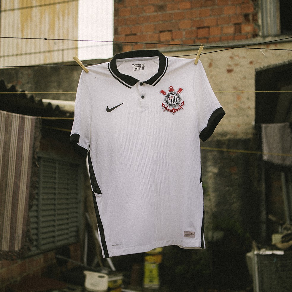 Nova camisa do Corinthians foi lançada neste domingo — Foto: Divulgação