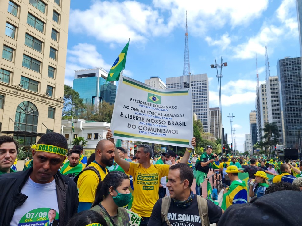 Protesto antidemocrático na Avenida Paulista reúne apoiadores do presidente Bolsonaro  — Foto: G1 SP