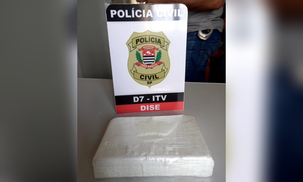 Polícia Civil apreendeu um quilo de cocaína em Itapeva — Foto: Polícia Civil/Divulgação