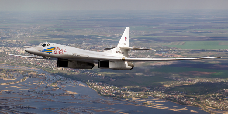 Supersonic strategic bomber Tu-160