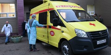 Ambulance near Emergency hospital in Tomsk, Russia