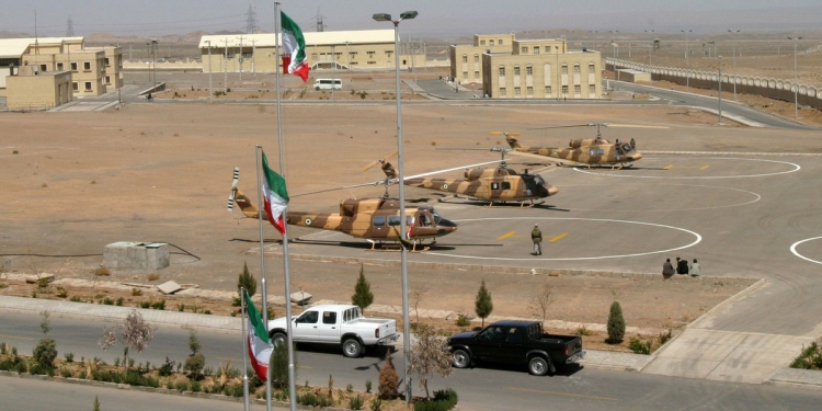 A general view of the Natanz uranium enrichment facility, 250 km (150 miles) south of Tehran