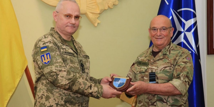 Commander-in-Chief of the Armed Forces of Ukraine Colonel-General Ruslan Khomchak held talks with the head of the NATO Military Committee, Stuart Peach.