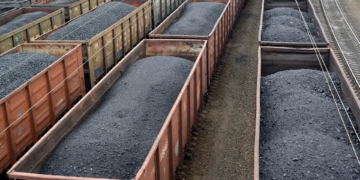 Russia bans coal supplies to Ukraine