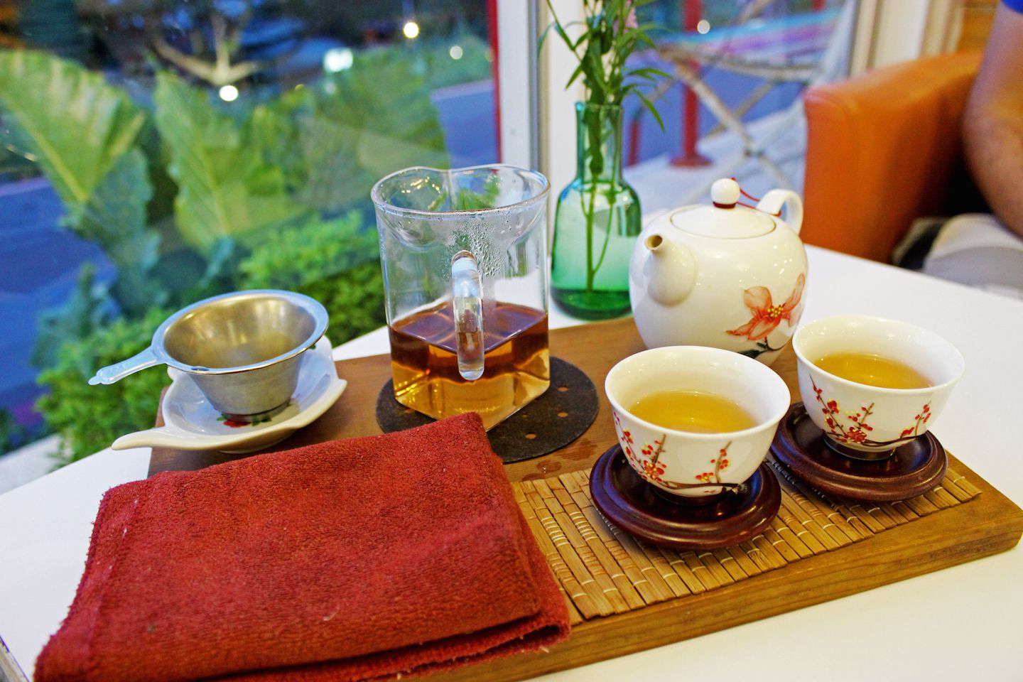 Oolong tea at Maokong Tea House, Taipei, Taiwan