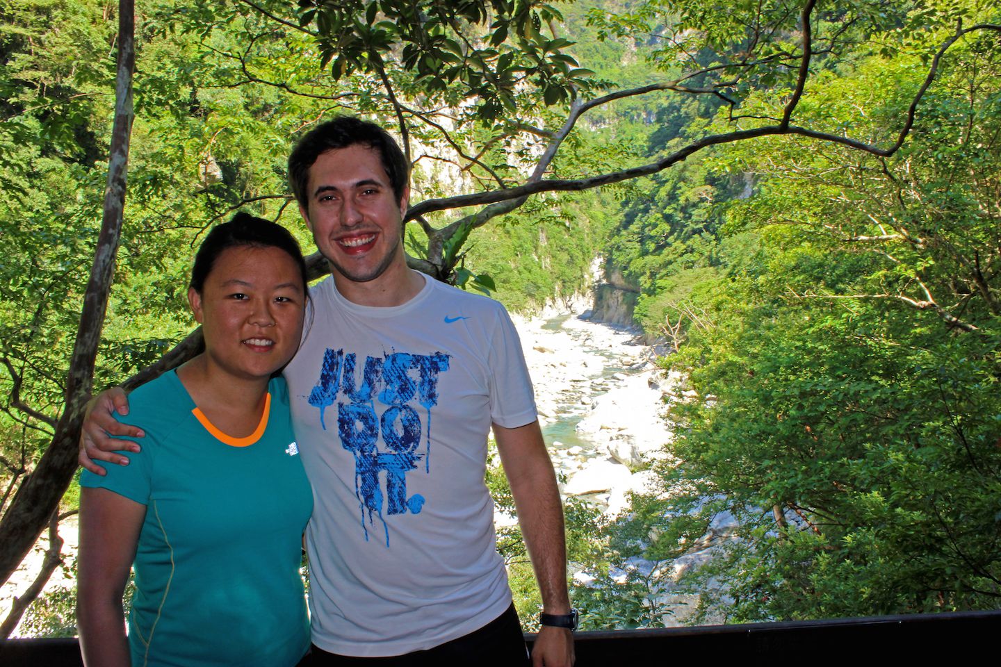 Carlos and Julie at Shakadang Trail