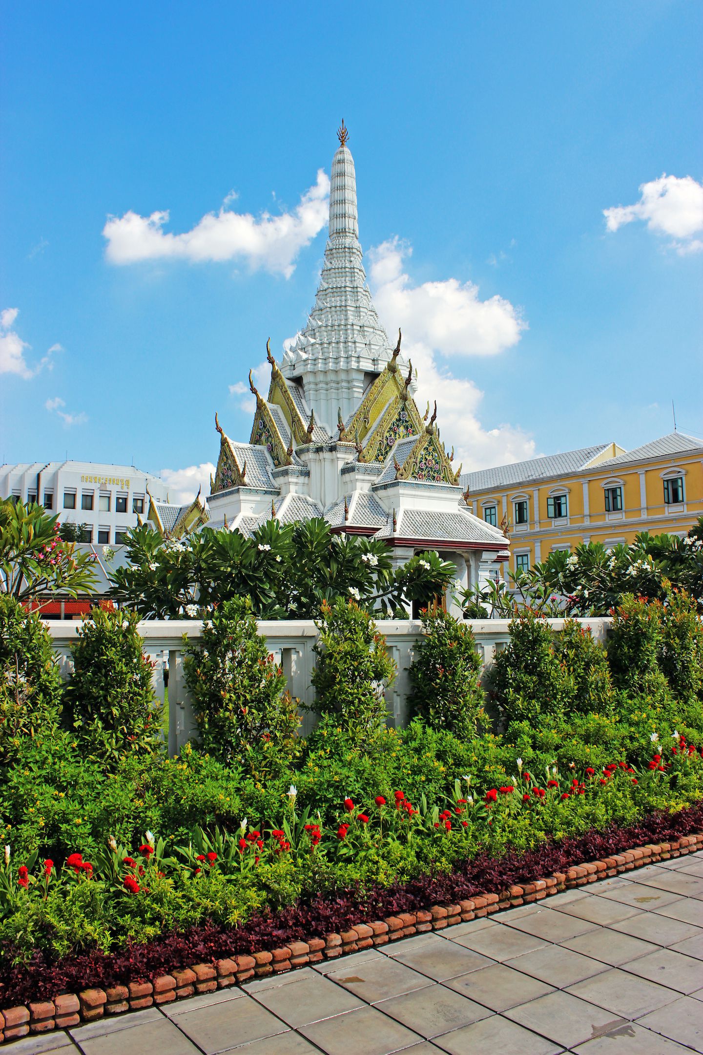 Bangkok City Pillar Shrine, Lak Muang