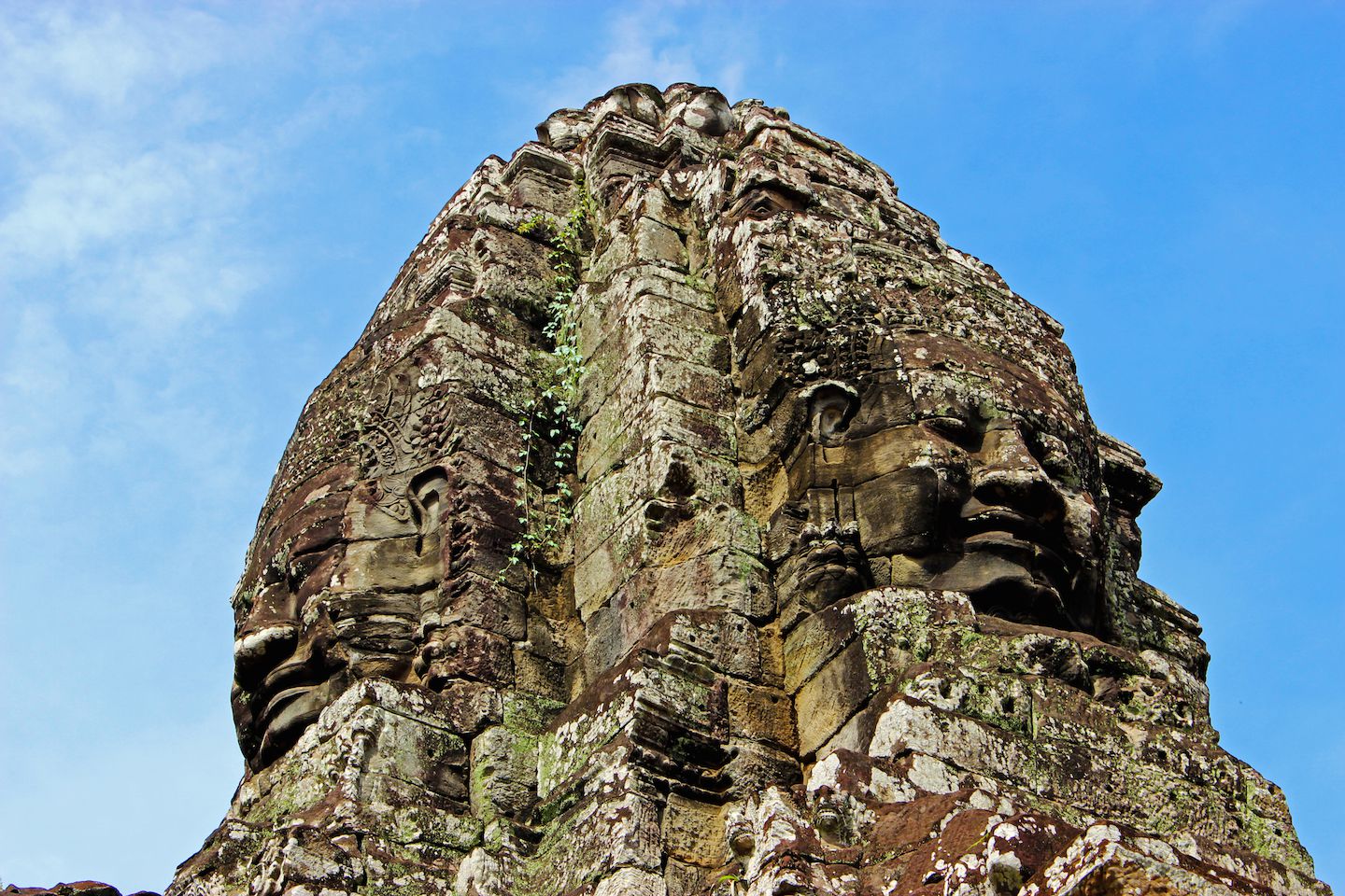 Close up of the face tower of the Bayon